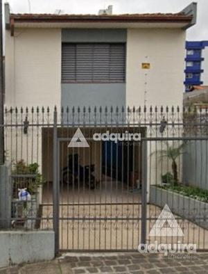 Casa à venda 4 Quartos, 1 Suite, 2 Vagas, 189M², Centro, Ponta Grossa - PR