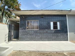 Excelente Casa de 2 Dormitórios para Alugar no Jaguaré, São Paulo