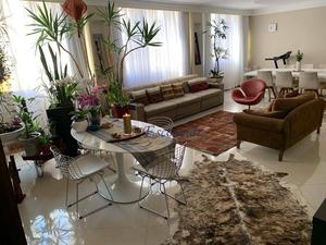 Apartamento com 3 dormitórios à venda, 200 m² por R$ 2.600.000,00 - Jardim Paulista - São Paulo/SP