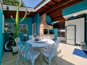 Casa em condomínio com piscina, 3 suítes e 4 vagas à venda, 220 m² por R$ 1.490.000 - Tremembé - São Paulo/SP