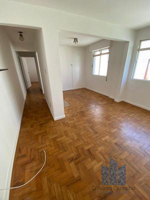 Apartamento para Locação em São Paulo / SP no bairro Bela Vista