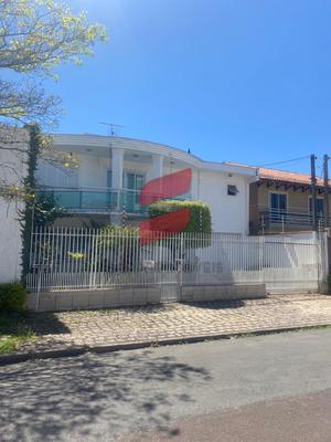 CASA com 3 dormitórios à venda com 336m² por R$ 1.400.000,00 no bairro Centro - PINHAIS / PR