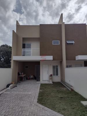 SOBRADO com 3 dormitórios à venda por R$ 840.000,00 no bairro Centro - PINHAIS / PR