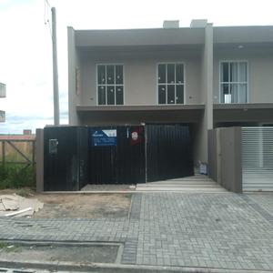 SOBRADO com 3 dormitórios à venda por R$ 790.000,00 no bairro Alto Tarumã - PINHAIS / PR