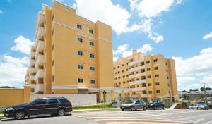 COBERTURA com 3 dormitórios à venda com 211m² por R$ 677.154,06 no bairro Capão Raso - CURITIBA / PR